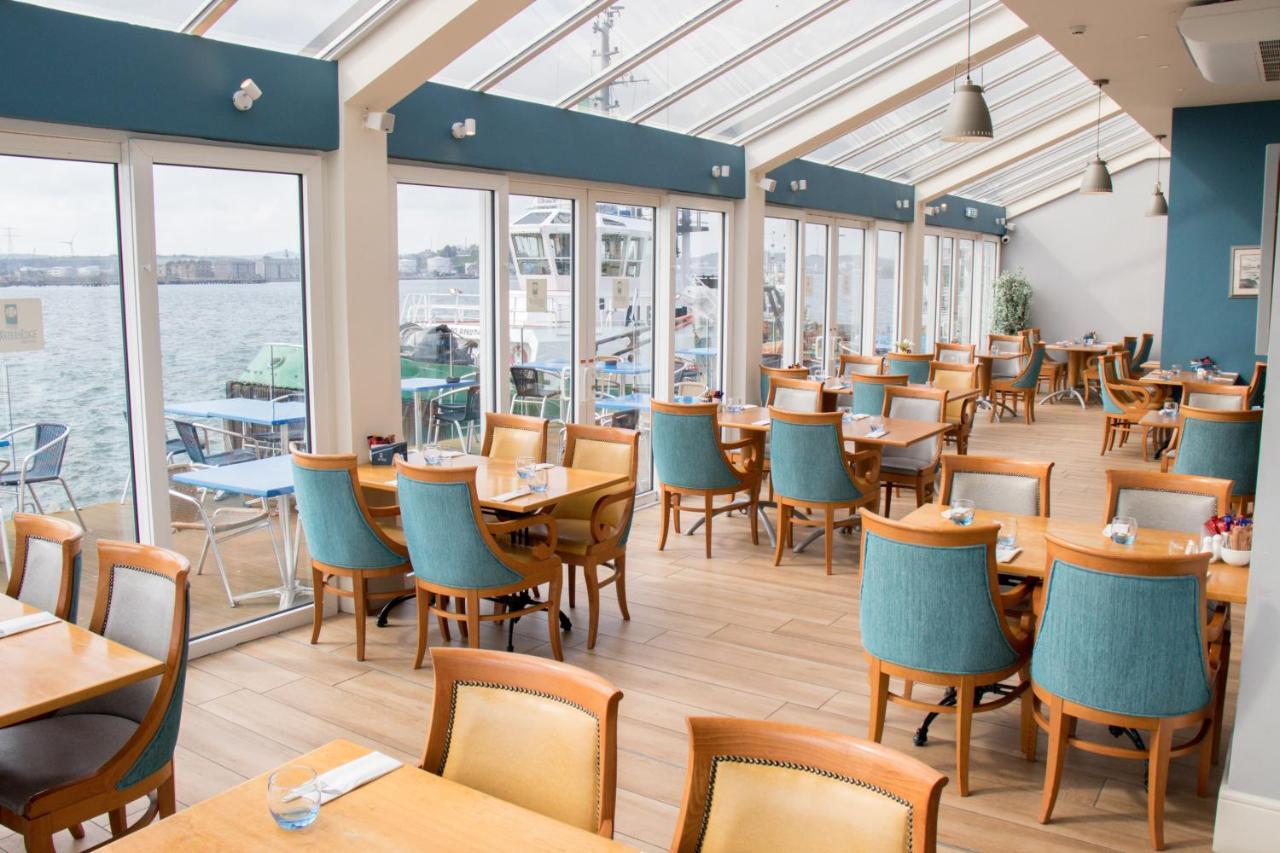 Watersedge Hotel Cobh Exteriör bild